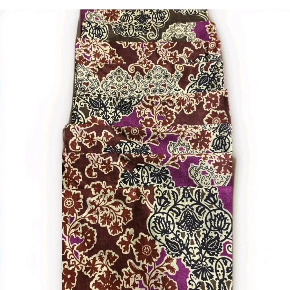 Crate and Barrel Sybill Print  Burgundy Tan Plum Black Napkins Set Of 8 21